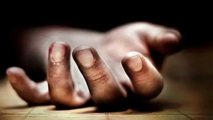 पीजी में रहने वाली डीयू की छात्रा का पंखे से झूलता मिला शव।