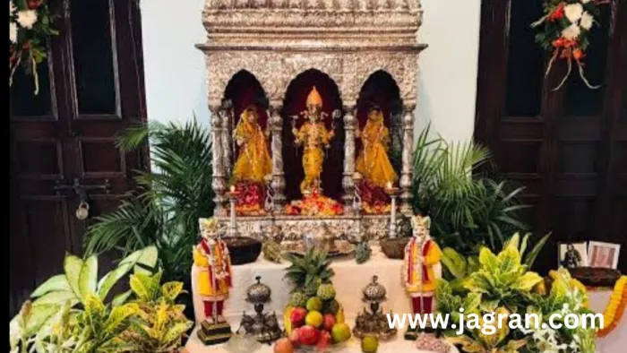 Dhanvantari Jayanti : धन्वंतरि जयंती पर उनका मंदिर एक दिन के लिए खुलता है।
