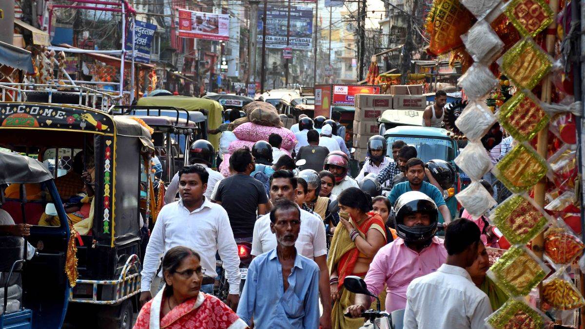 पूर्व से जारी वनवे को सख्ती से लागू करने के निर्देश। फोटो: जागरण