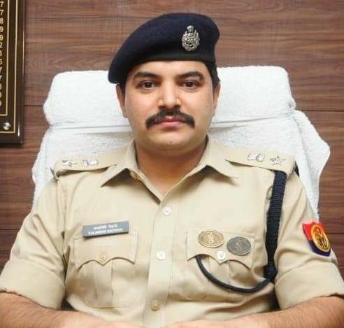 https://www.jagranimages.com/images/newimg/21102022/21_10_2022-ssp_kalanidhi_naithani_23155853.jpg