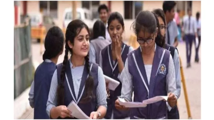 बिहार में 75% अटेंडेंस वाले बच्चों को मिलता है योजनाओं का लाभ