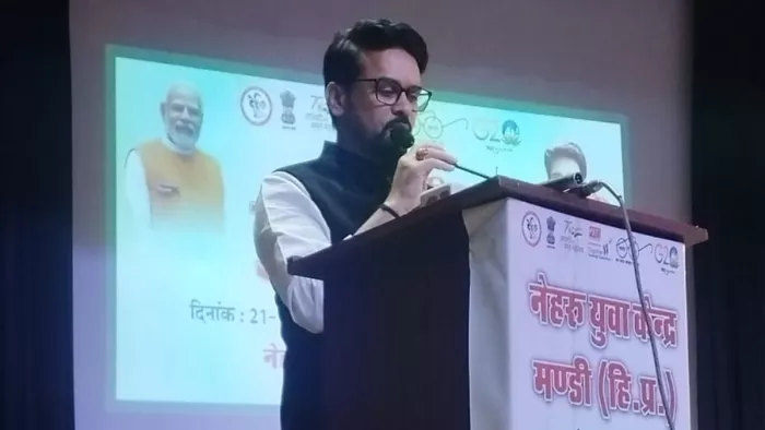 'मेरी माटी मेरा देश' में शामिल हुए अनुराग ठाकुर