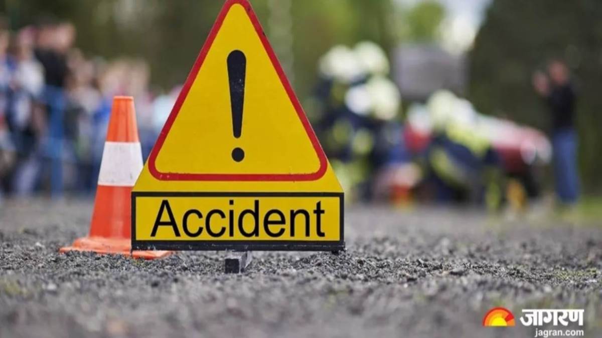 ncr greater noida two road accidents in one day on yamuna expressway cars blown to pieces in head on collision