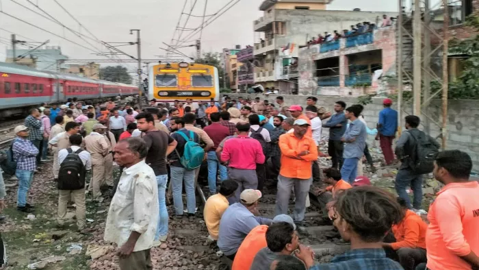 गौशाला फाटक के पास हादसा हुआ था। फोटो- जागरण