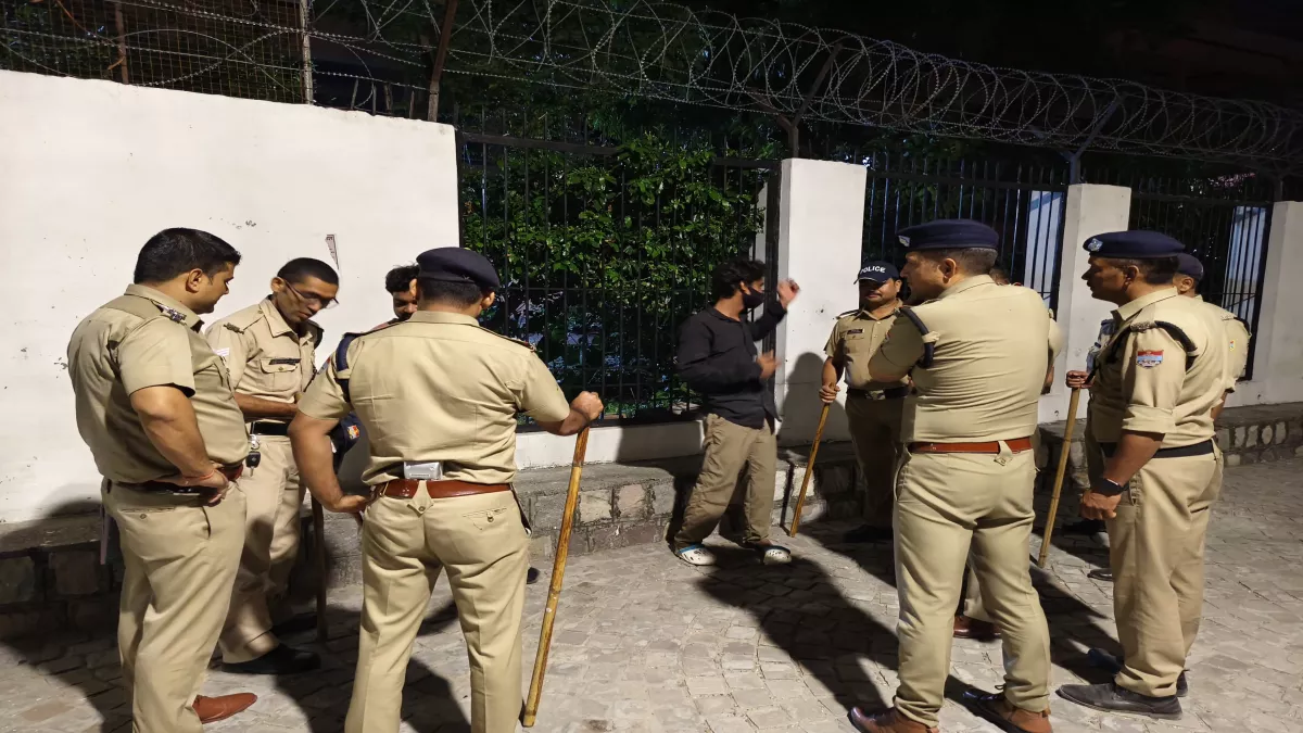 ऋषिकेश में ट्रैफिक पुलिस की बड़ी कार्रवाई, यातायात नियमों के उल्लंघन पर 83 वाहनों के चालान; नौ सीज