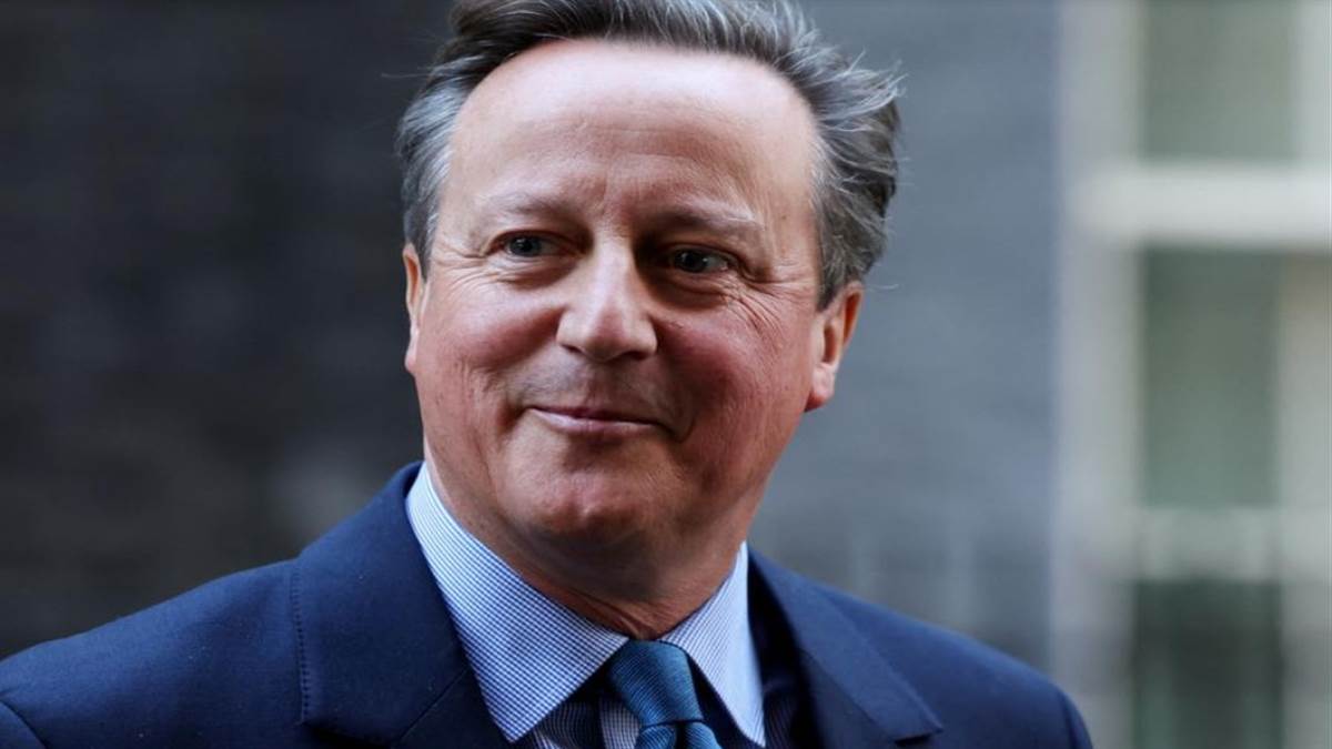 https://www.jagranimages.com/images/newimg/21102024/21_10_2024-david_cameron_23819582.jpg