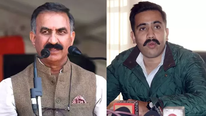 सीएम ने कहा कि मस्जिद का अवैध हिस्सा गिराकर आपसी भाईचारे की मिसाल कायम की गई।
