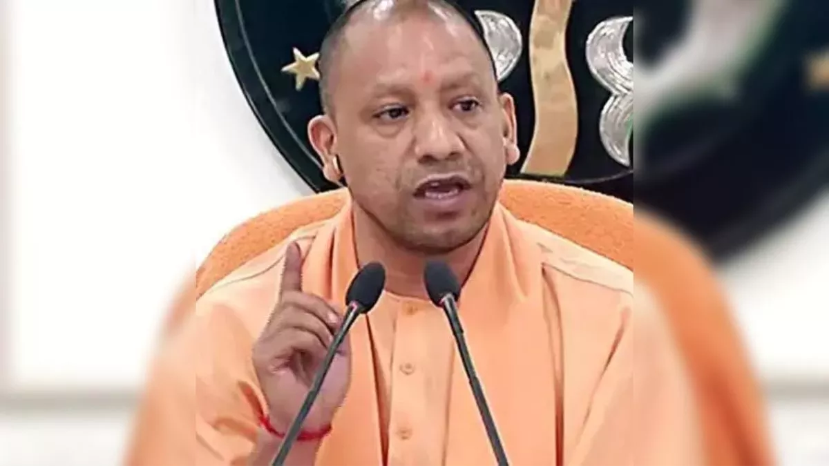 Aligarh News : सीएम योगी 25 को अलीगढ़ आएंगे, तैयारियों में जुटा प्रशासन - CM Yogi Adityanath will come to Aligarh on November 25 administration engaged in preparations