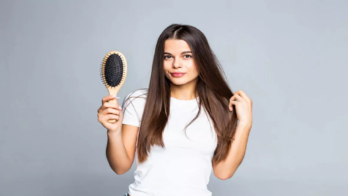Hair Care Tips: हेयर फॉल की समस्या को दूर करने के लिए फॉलो करें ये आसान टिप्स - Follow these easy tips to overcome the problem of hair fall Hair Care Tips: हेयर फॉल की समस्या को दूर करने के लिए फॉलो करें ये आसान टिप्स - Follow these easy tips to overcome the problem of hair fall