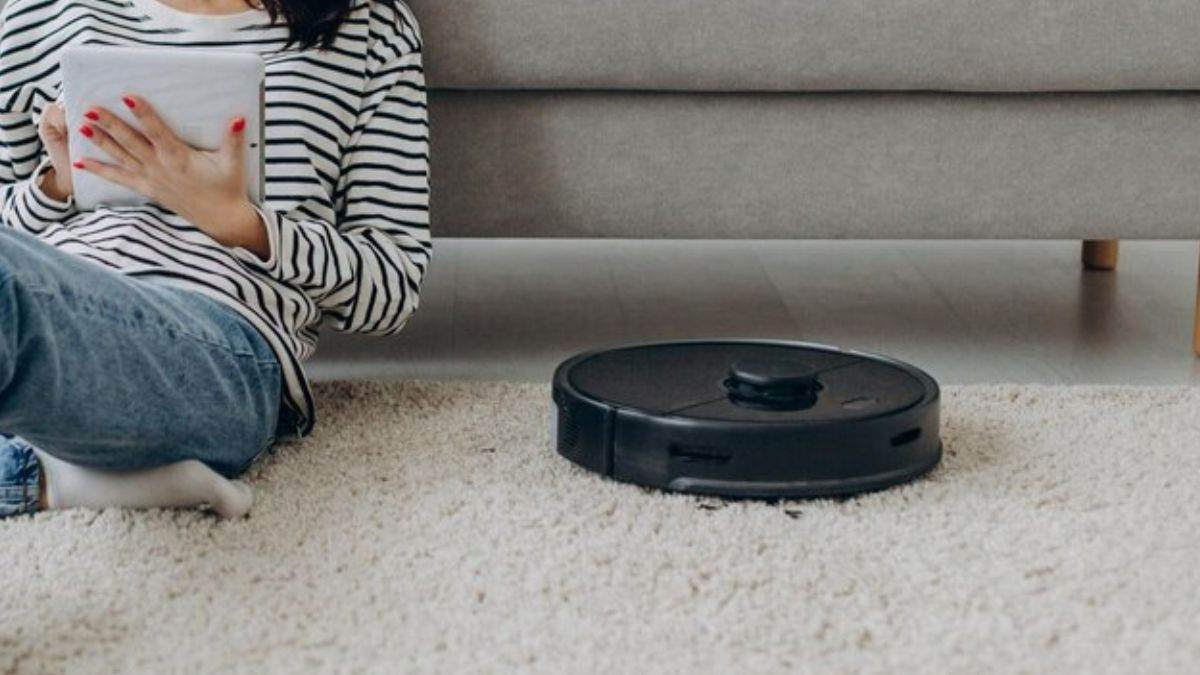 Robot Vacuum Cleaner: आ गया सफाई का “बाप”, वॉइस और ऐप से होंगे कंट्रोल, 30 हजार से कम में ले आओ घर
