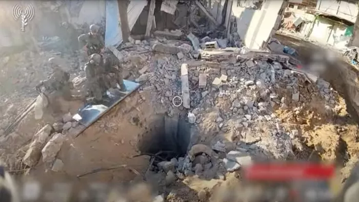 Israel-Hamas War: इजरायल पर हमले के बाद बंधकों को शिफा अस्पताल ही क्यों लाया हमास (फोटो रायटर)