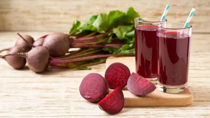 Juice for Glowing Skin: चुकंदर और आंवले के जूस से पाएं दमकती त्वचा