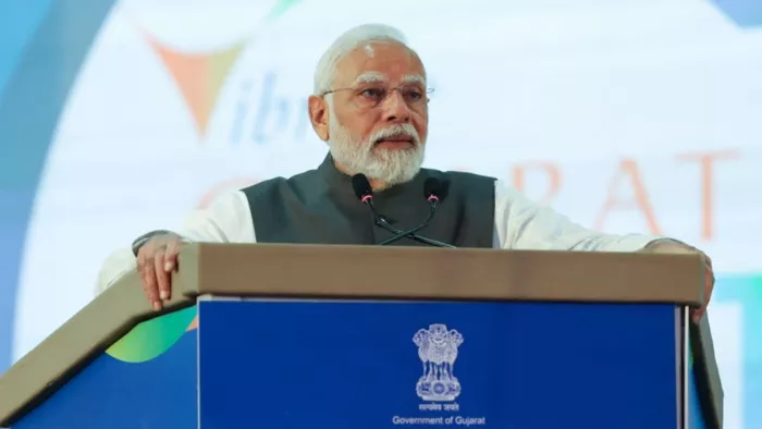 वाइब्रेंट गुजरात राज्य में विकास की नई इबारत लिख रहा है: पीएम मोदी