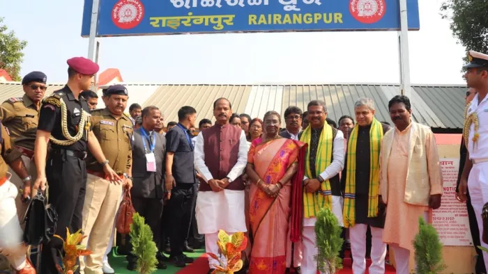 'आदिवासियों के विकास को केंद्र संकल्पित', ओडिशा में कार्यक्रम के दौरान बोलीं राष्ट्रपति मुर्मू