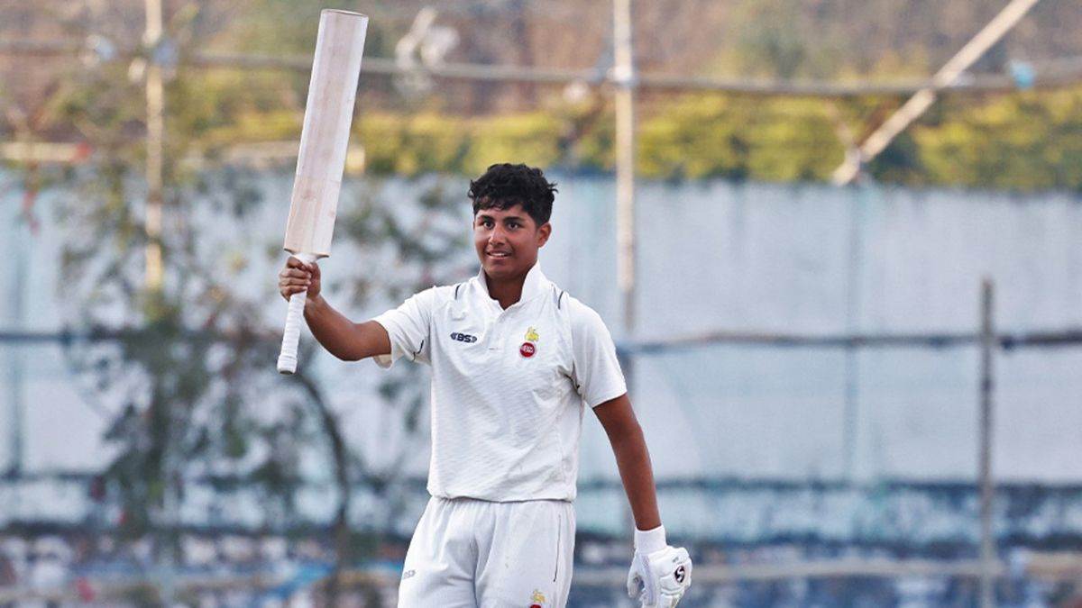 virender sehwag son aaryavir scored double hundred in cooch behar trophy