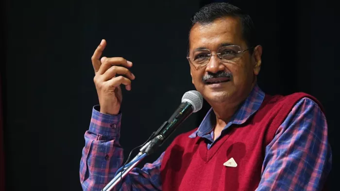दिल्ली विधानसभा चुनाव से काफी समय पहले उम्मीदवारों की घोषणा के पीछे है केजरीवाल की खास रणनीति।