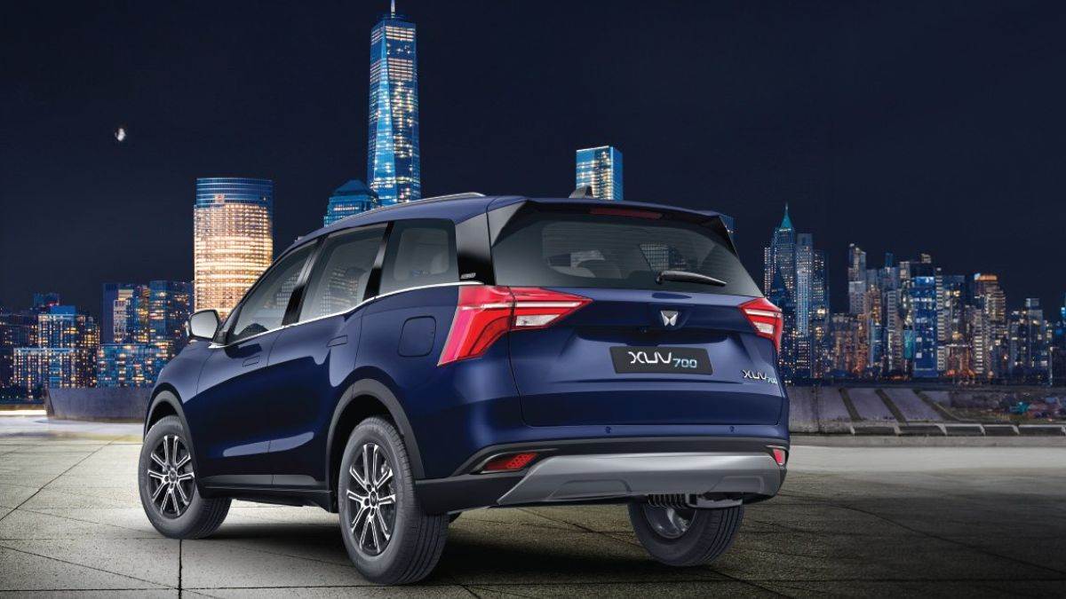 https://www.jagranimages.com/images/newimg/21112024/21_11_2024-mahindra_xuv_700_0597_23834747.jpg