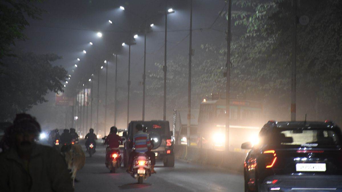 https://www.jagranimages.com/images/newimg/21112024/21_11_2024-weather_news_prayagraj_23834879.jpg