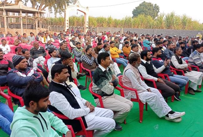 the issue of withdrawal of cases raised in the mahapanchayat