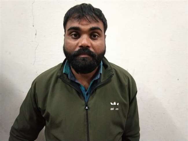 ncr busted illegal arms syndicate spread in four state two miscreants caught by delhi police