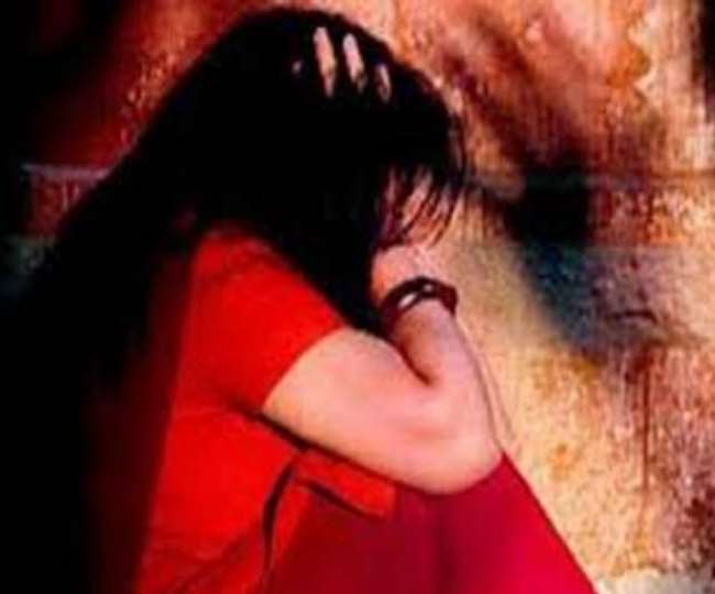 molestation of woman on the pretext of job in meerut threatening to make the video viral