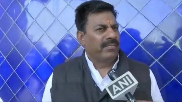 कांग्रेस को इंसान गिनने की आदत नहीं है