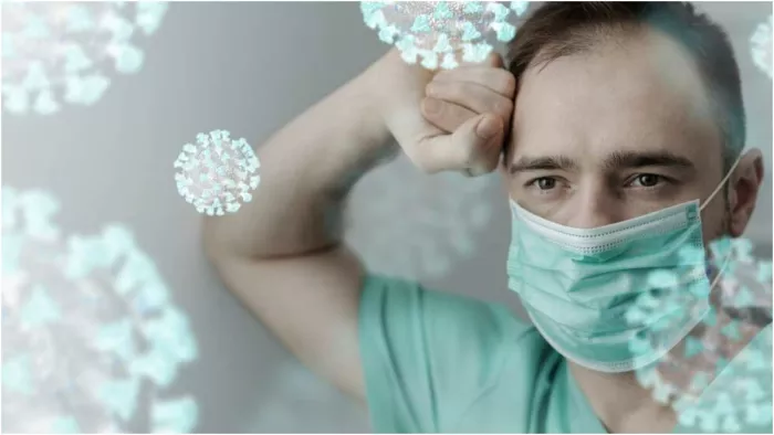 Coronavirus BF.7: चीन में तेज़ी से फैल रहा है ओमिक्रॉन BF.7, जानें इसके लक्षणों के बारे में