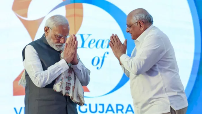 गुजरात बन रहा सबकी पसंद, राज्य ने मैन्युफैक्चरिंग सेक्टर में हासिल किया देश में सबसे अधिक निवेश