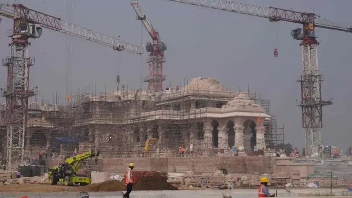 अयोध्या में विवादित ढांचा गिरने पर घर लाए थे ईंट