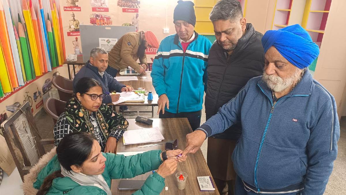 https://www.jagranimages.com/images/newimg/21122024/21_12_2024-punjab_election_1_23852897.jpg
