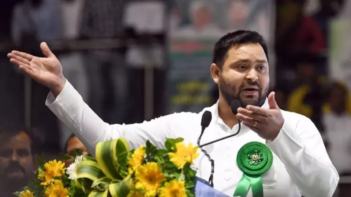 तेजस्वी यादव ने साधा नीतीश पर निशाना (फाइल फोटो)