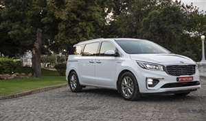 newimg/22012020/22_01_2020-kia-carnival-review-main_19960989_1523358_s.jpg