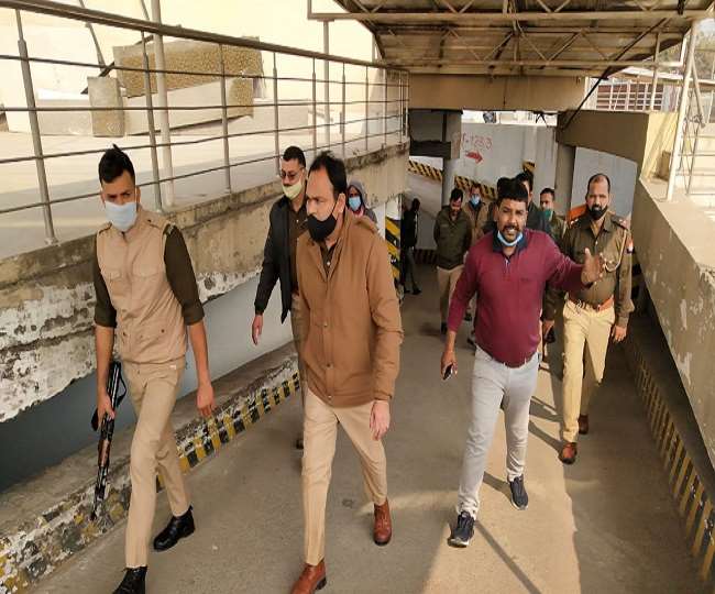 unknown person gave threat message that four places will be blast by bomb in kanpur soon