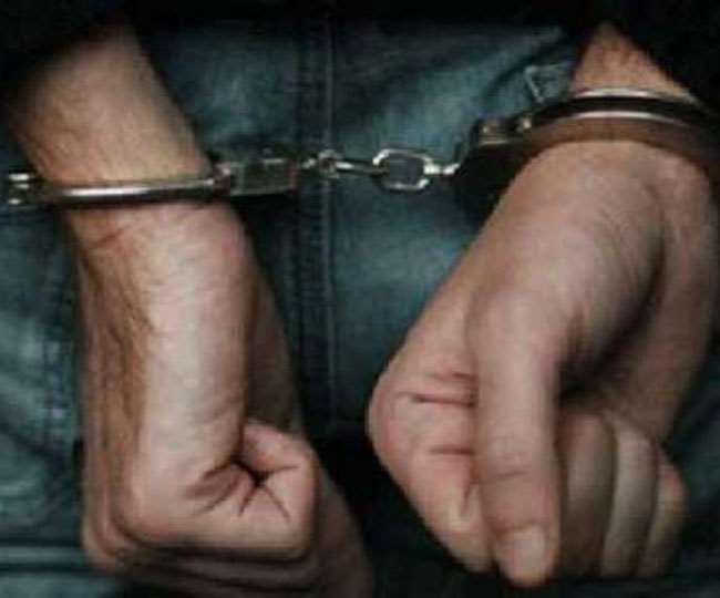 हैदराबाद: फर्जी RTPCR टेस्ट रिपोर्ट व कोविड वैक्सीनेशन सर्टिफिकेट के साथ दो गिरफ्तार