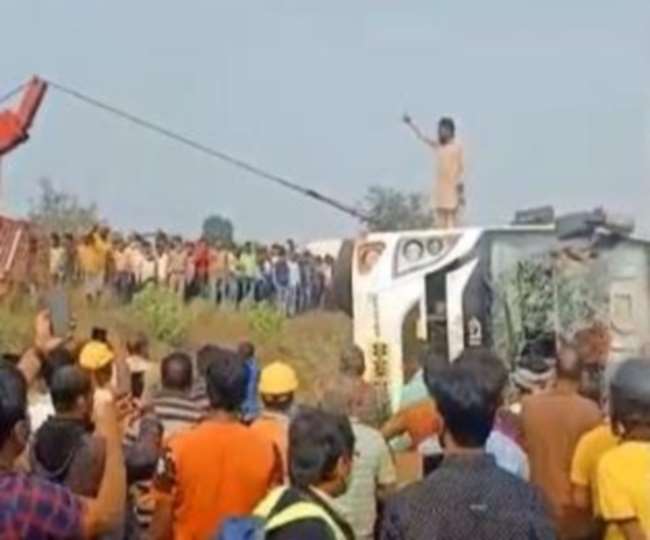 https://www.jagranimages.com/images/newimg/22012022/22_01_2022-bus_accident_odisha_22404295.jpg