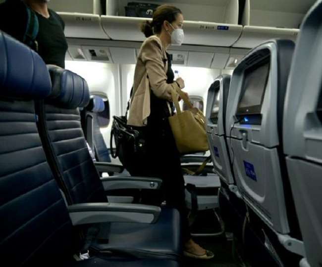 घरेलू विमान यात्रियों को सिर्फ एक हैंड बैग साथ रखने की अनुमति हो : सीआइएसएफ