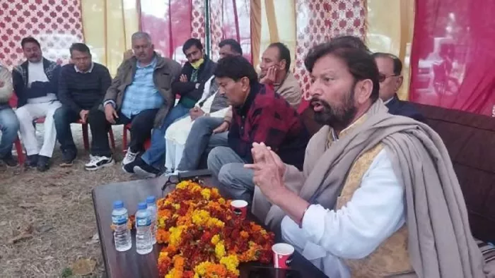 लखनपुर में कांग्रेस द्वारा राहुल गांधी के मंच पर नहीं बुलाने पर लाल सिंह के समर्थकों में भारी निराशा है