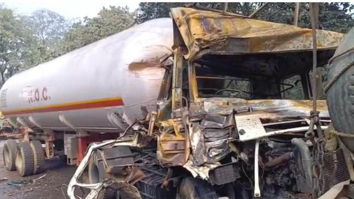 fierce fire broke out due to direct collision between truck and tanker tanker driver died due to scorching in cabin