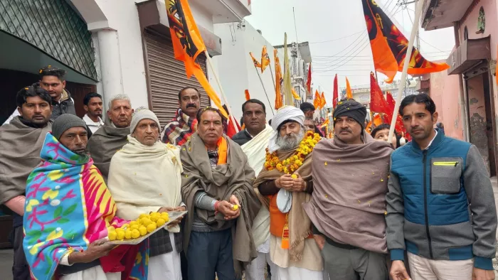 Haryana News: जयधर में शोभायात्रा का स्वागत करते मुस्लिम समुदाय के लोग। जागरण