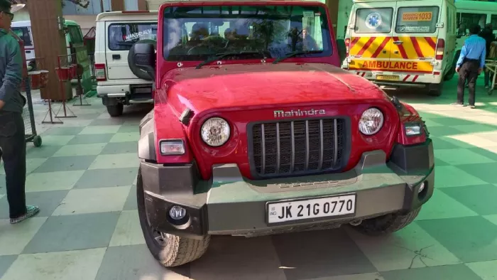 सुमित जंडियाल उर्फ गटारू इसी थार में सवार था, जब उस पर हमला हुआ (फोटो- जागरण)