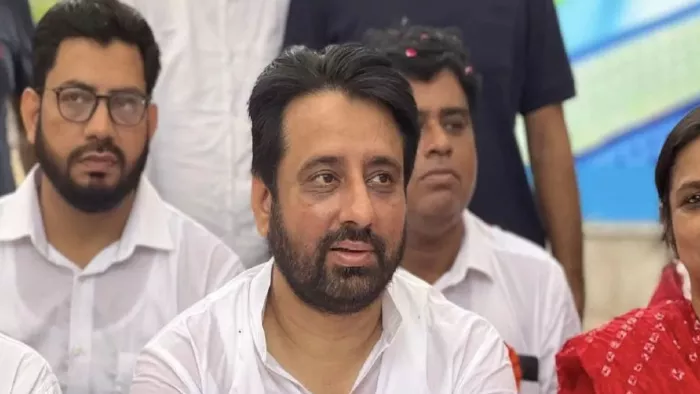 आप विधायक अमानतुल्लाह खान को समन जारी किया है। फाइल फोटो