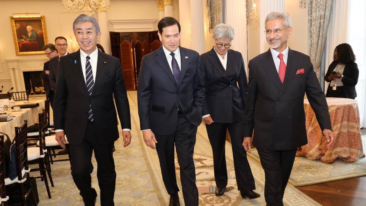 https://www.jagranimages.com/images/newimg/22012025/22_01_2025-s_jaishankar_in_us_23870889.jpg