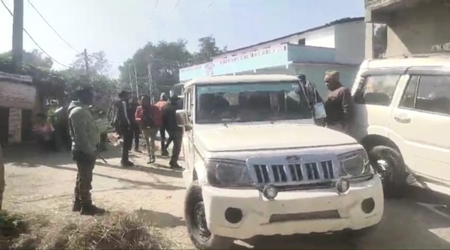 ACB Raid in Bihar: औरंगाबाद में मुखिया के घर ACB की ताबड़तोड़ छापामारी ...