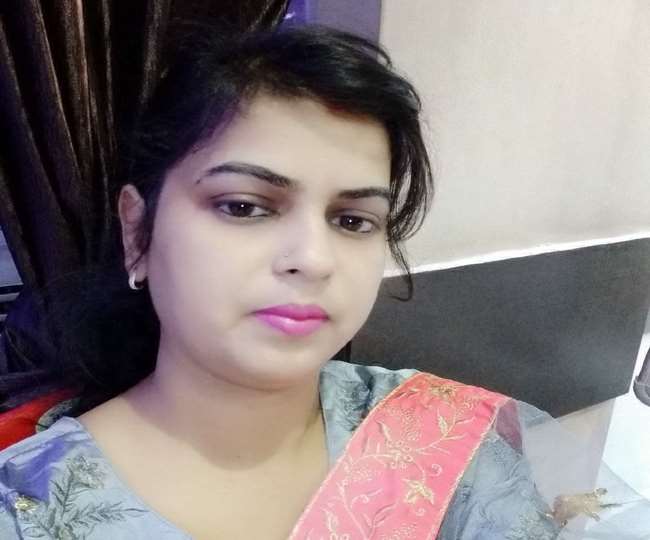 https://www.jagranimages.com/images/newimg/22022022/22_02_2022-anu_sinha_22484822.jpg