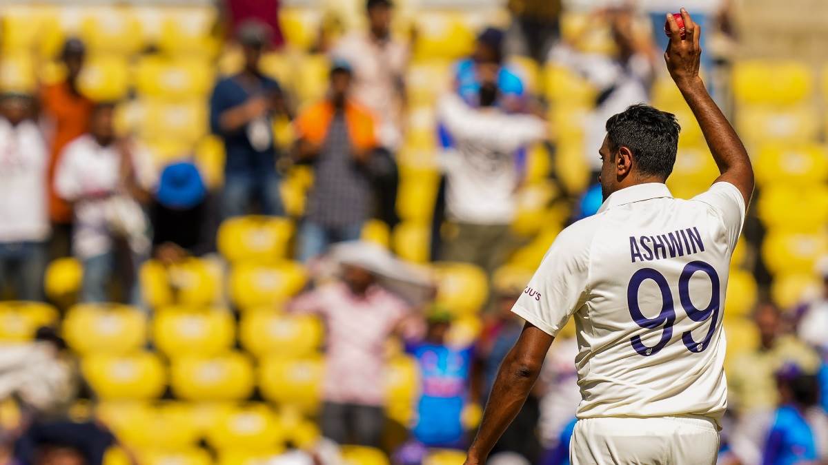 https://www.jagranimages.com/images/newimg/22022023/22_02_2023-ashwin_five_wicket_23337491.jpg
