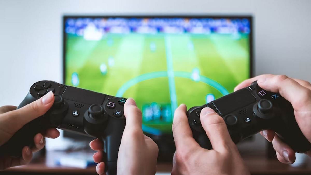 Best PC Gaming Controllers Cover Image Source: Unsplash