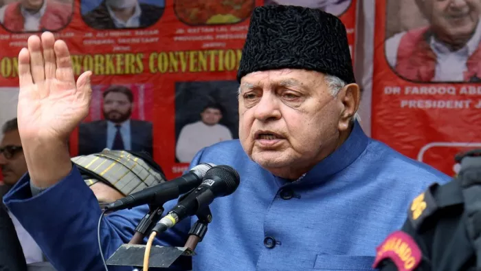 'अगर जम्मू-कश्मीर में हालात सही है, तो चुनाव कराएं', केंद्र पर फारूक अब्दुल्ला का कटाक्ष