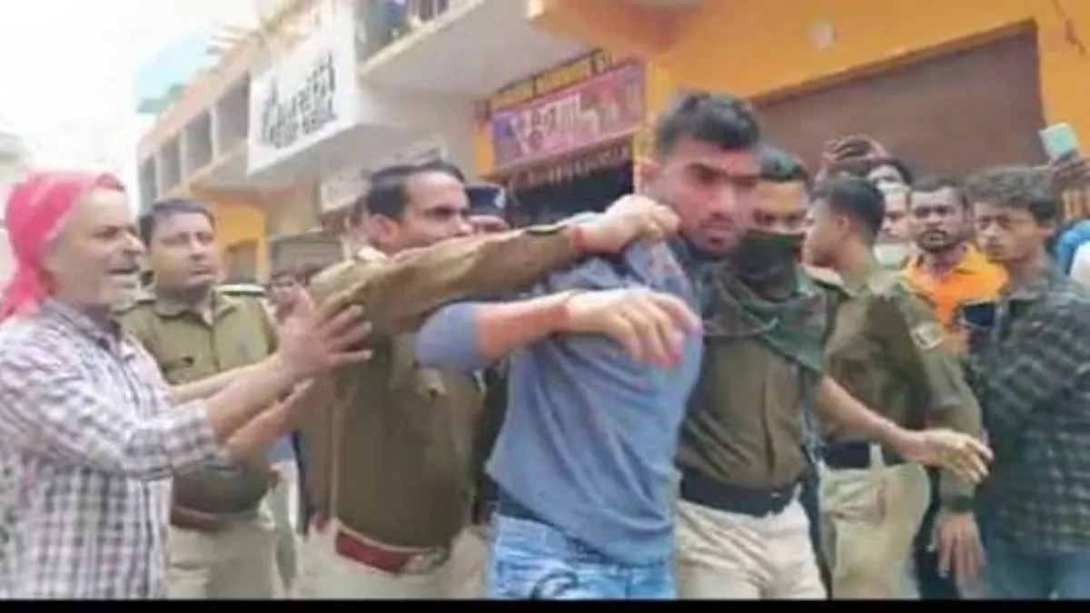 रक्सौल में सेना के जवान के साथ बिहार पुलिस ने की बदसलूकी, वीडियो वायरल