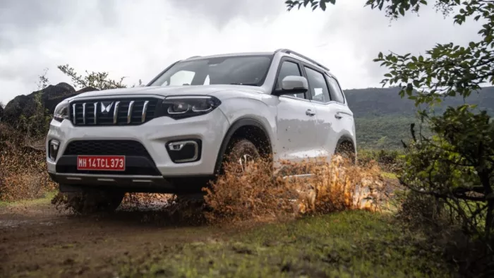 Mahindra Scorpio-N को नया वेरिएंट मिला है।