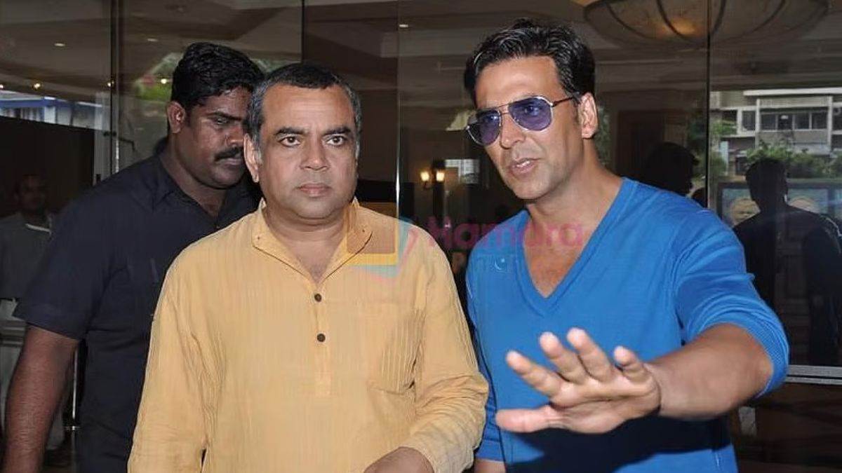 परेश रावल का करारा जवाब-अक्षय कुमार के आलोचकों पर बरसे ,वह शराब या ड्रग्स नहीं बेच रहा, बस कड़ी मेहनत कर रहा है